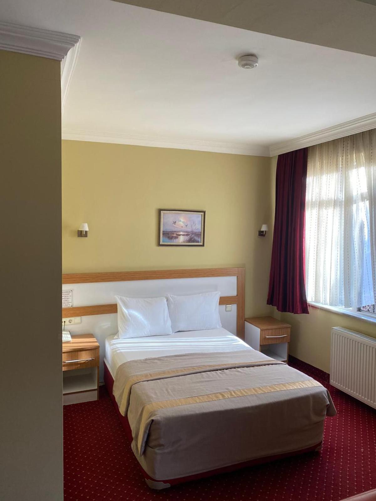 Otel Minabir 2*