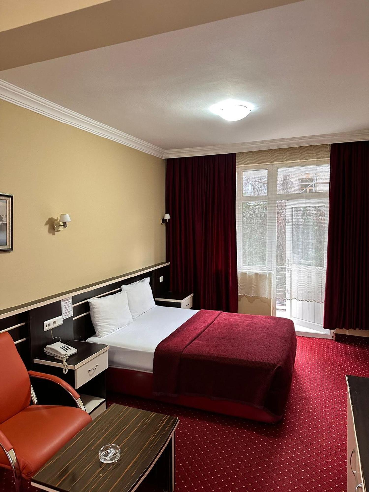 Otel Minabir 2*